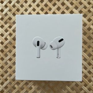Apple AirPods Pro (1st Generation)